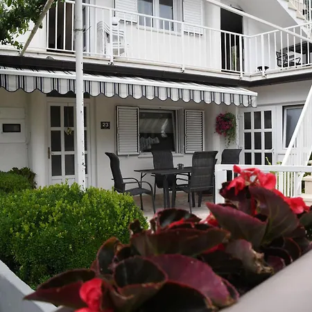 Apartment Katarina *