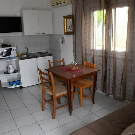 Katarina Apartment *