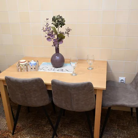 Apartment Katarina Gradac (Split-Dalmatia)